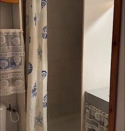Bel Avec Jolie Vue Sur L'eau Appartement *